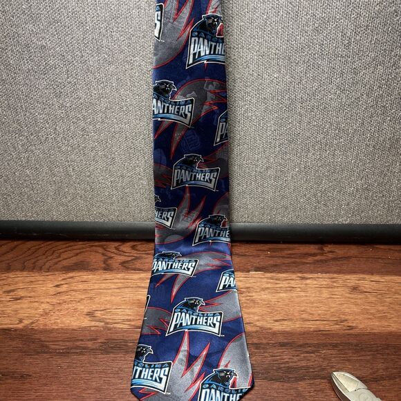 NFL Carolina Panthers Football Men's Logo Design Pattern Silk Neck Tie USA Made - Picture 2 of 4